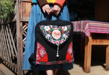 Najnovejši Hmong vezene ženske nahrbtnik Črno platno Etnične priložnostne potovanja nahrbtnik Moda Letnik Laptop torbe