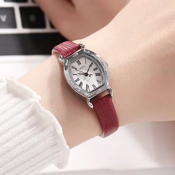 Ženska Moda in ženske Tonneau obliko izbiranje Watch Nepremočljiva Majhne Občutljivo in tanko usnje watchband Watch lady Zapestje quartz uro