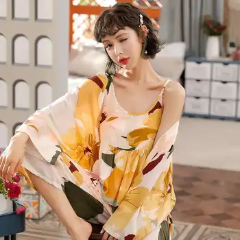 Ženske Pižame Določa Seksi Sleepwear Cvjetnim Natisne Haljo Nastavite Pomlad Jesen Homewear 3pieces More Obleke Loungewear Pižame