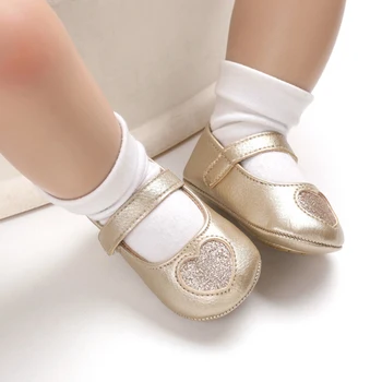 Nov Baby Čevlji Srce Oblika Princesa Baby Dekle Čevlji Bombaž PU Usnje Novorojenčka Prvi Pohodniki Malčka Čevlji Za Dekleta
