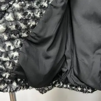 Jeseni in pozimi visoko modo tri-dimenzionalni čipke tkane navzdol bombaž-oblazinjeni suknjič kratka jakna toplo debel plašč