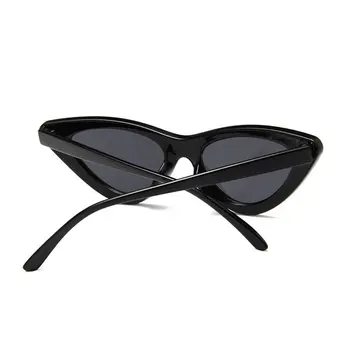 NOVA Mačka Oči, sončna Očala Ženske Plastični Okvir Klasičnih sončna očala Ženske Retro Moda Ogledalo Majhno Polje sončna Očala