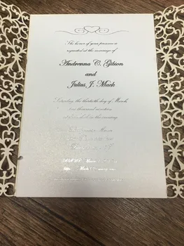 Elegantno vroče žigosanje, zlato in srebro tiskanje lasersko izrezani letnik poročna vabila najnovejši design z ovije 10pcs