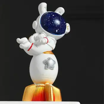 Smole Astronavt Figurice Moda Astronavt Z Luno Kiparstvo Dekorativni Miniature Kozmonavt Kipi Novo Leto Darilo